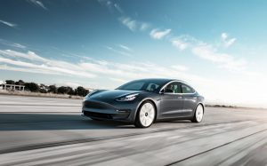 Musk najavio nadogradnju Teslinog softvera