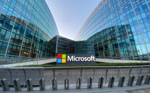 Microsoftu vrijednost narasla na 2000 milijardi dolara, ali Apple je i dalje najskuplja tvrtka
