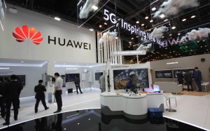 Huawei razvio ultra zakrivljeni ekran